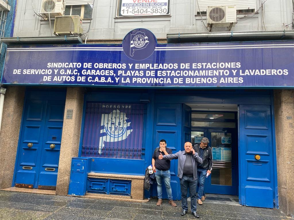 Dirigentes sindicais do Brasil no Sindicato da Argentina